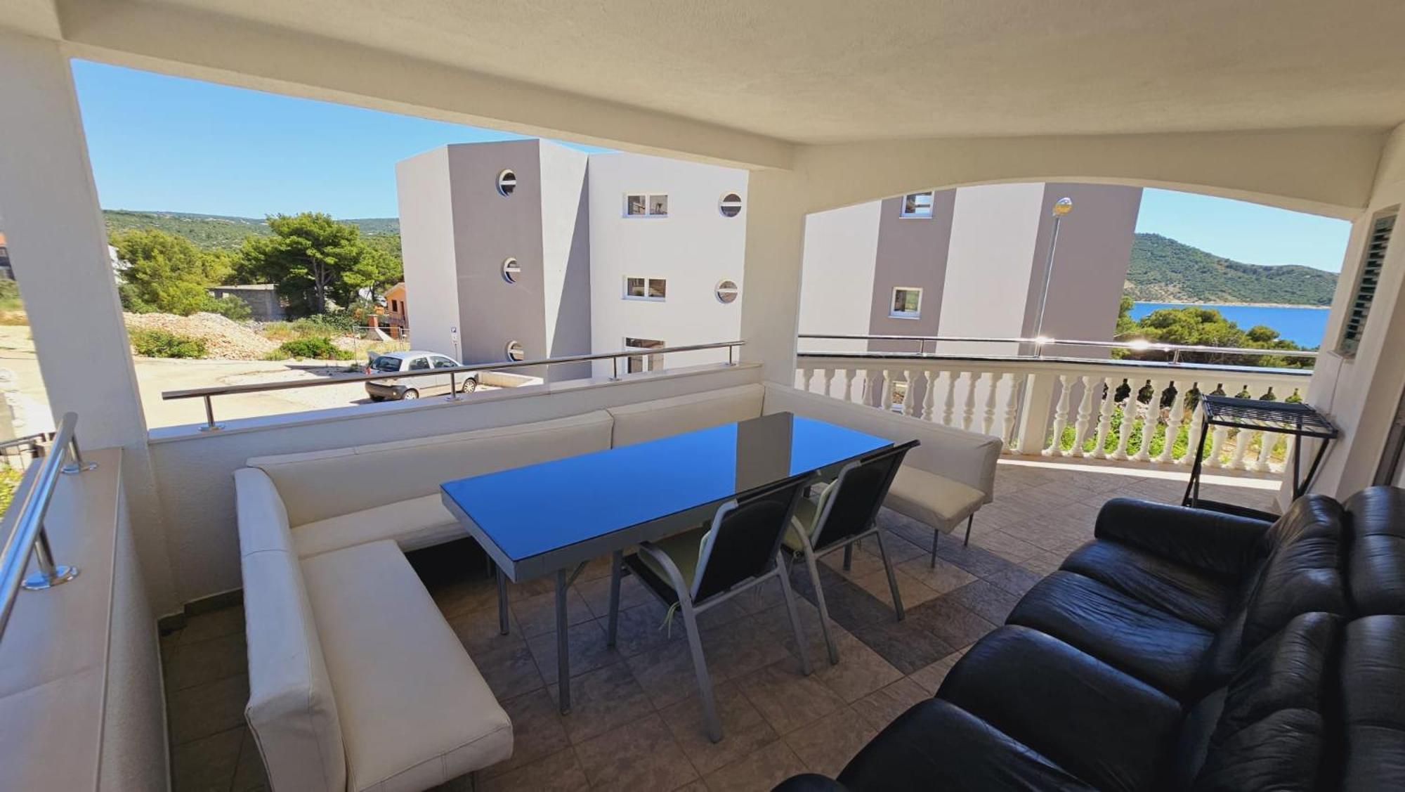 Apartment House Berry Primosten Bagian luar foto