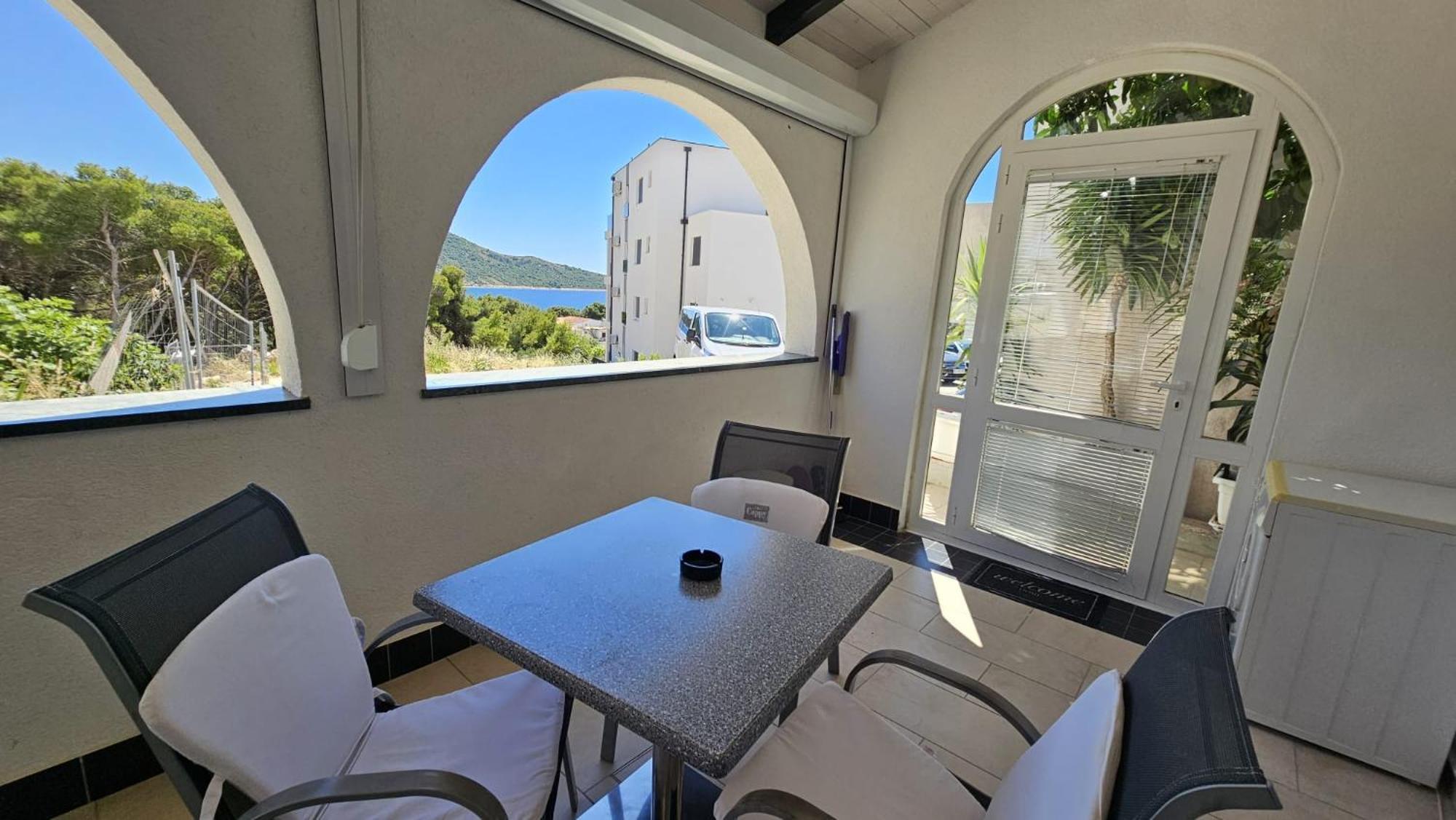 Apartment House Berry Primosten Bagian luar foto