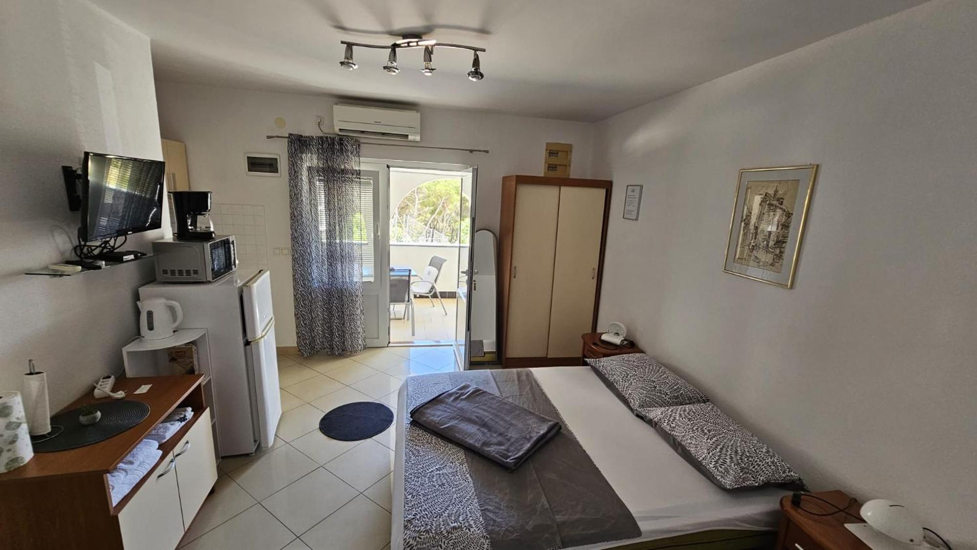 Apartment House Berry Primosten Bagian luar foto