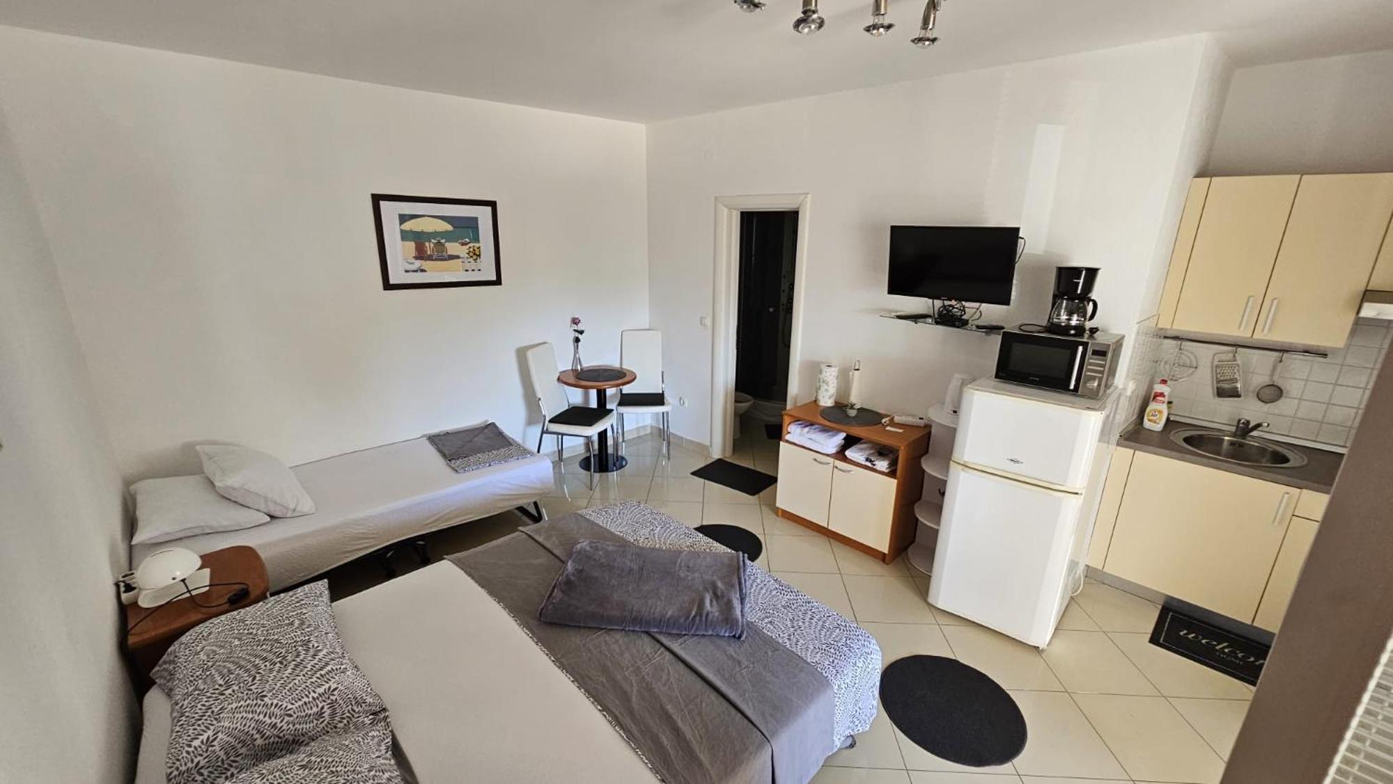Apartment House Berry Primosten Bagian luar foto