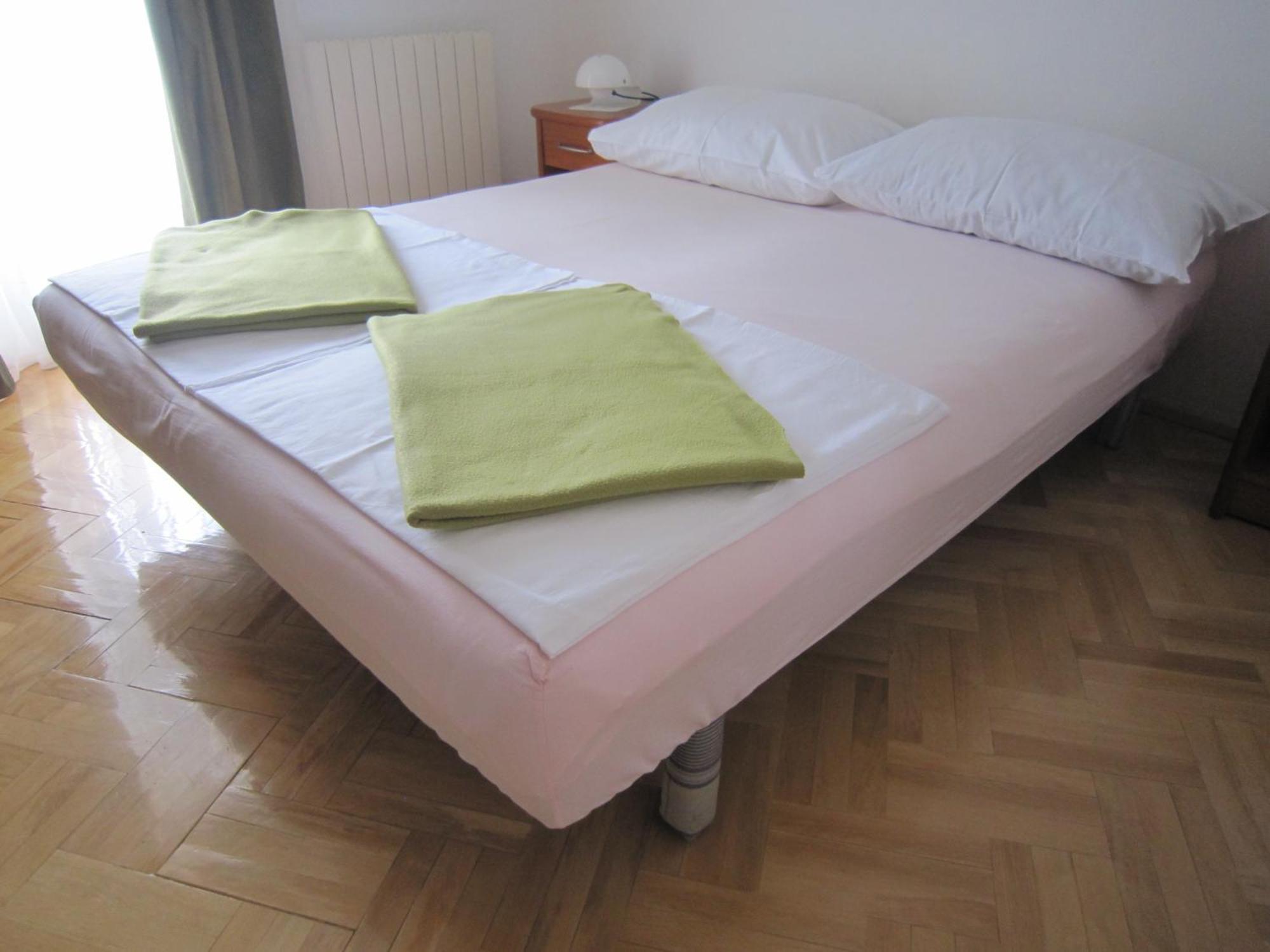 Apartment House Berry Primosten Bagian luar foto